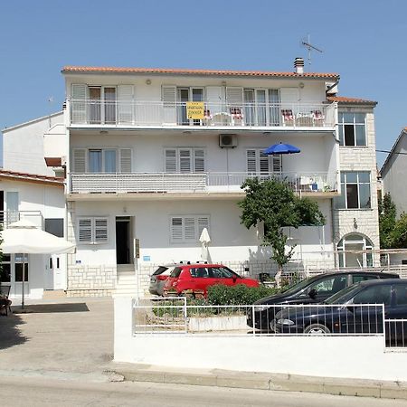 Apartmani Ljubo Primošten Esterno foto