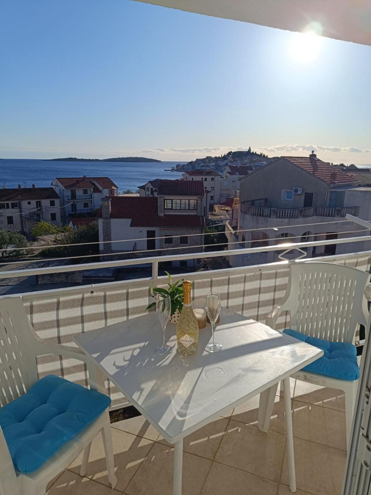 Apartmani Ljubo Primošten Esterno foto