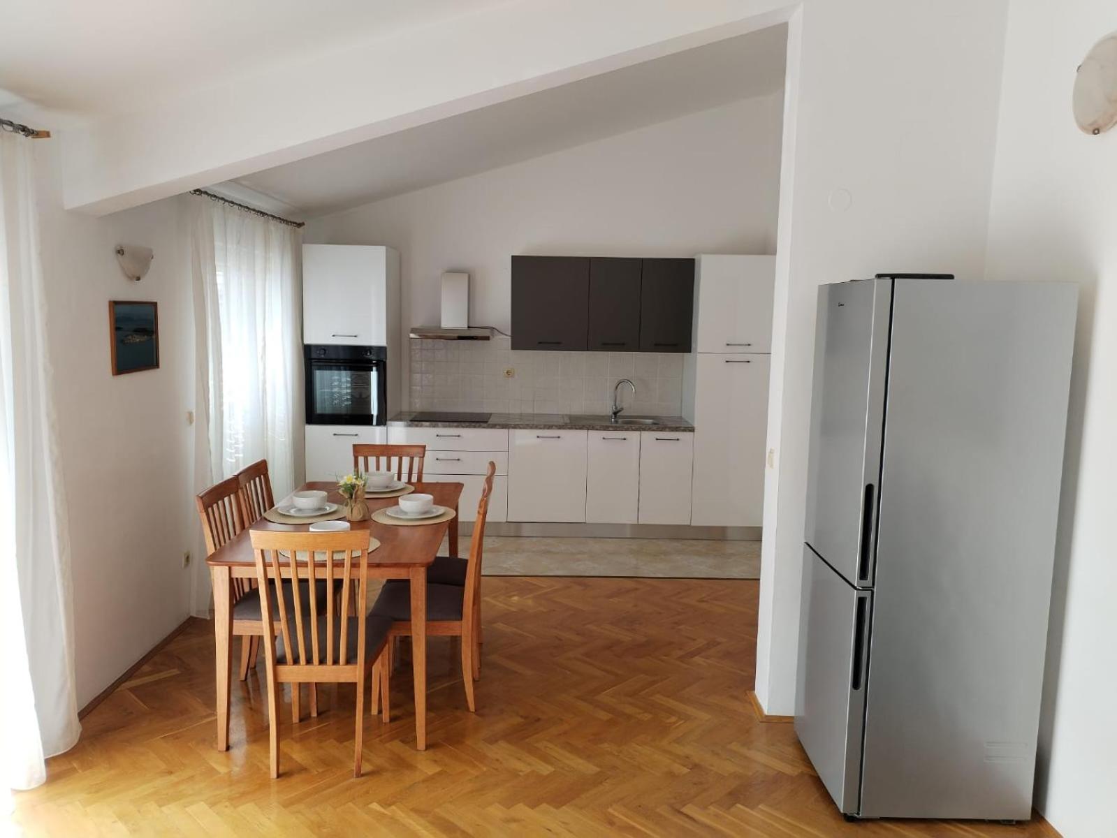 Apartmani Ljubo Primošten Esterno foto