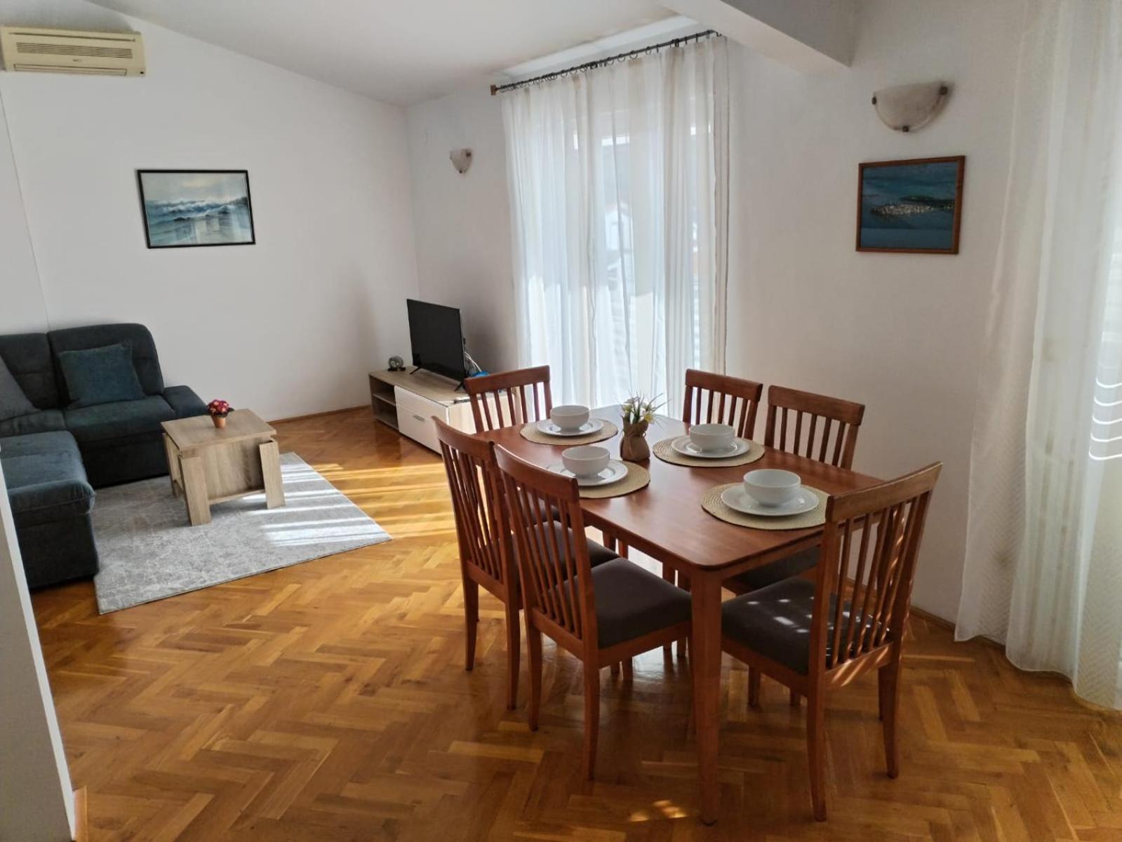 Apartmani Ljubo Primošten Esterno foto